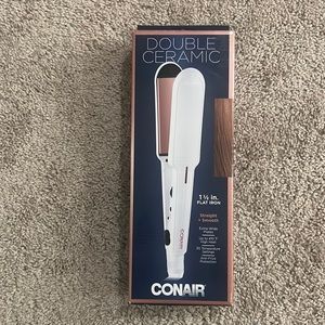 CONAIR Double Ceramic Flat Iron | 1 1/2 in.